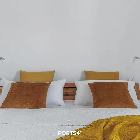 Beachfront Escape Vakantiehuis *